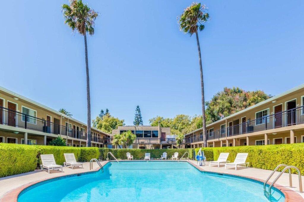 hotel image 12