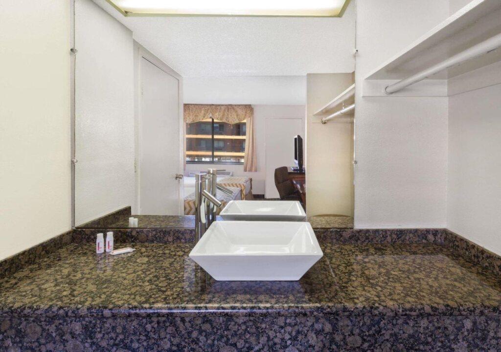 hotel image 12