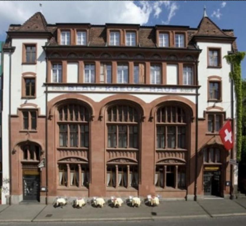 hotel image 6