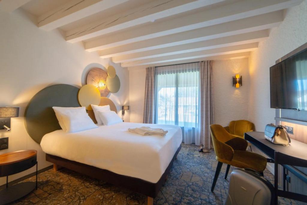 hotel image 12