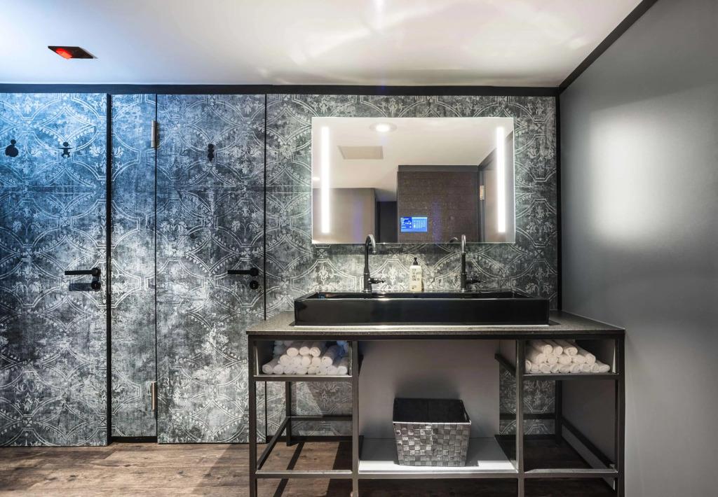 hotel image 12