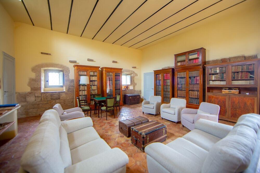 hotel image 39