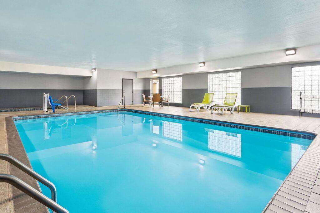 hotel image 13