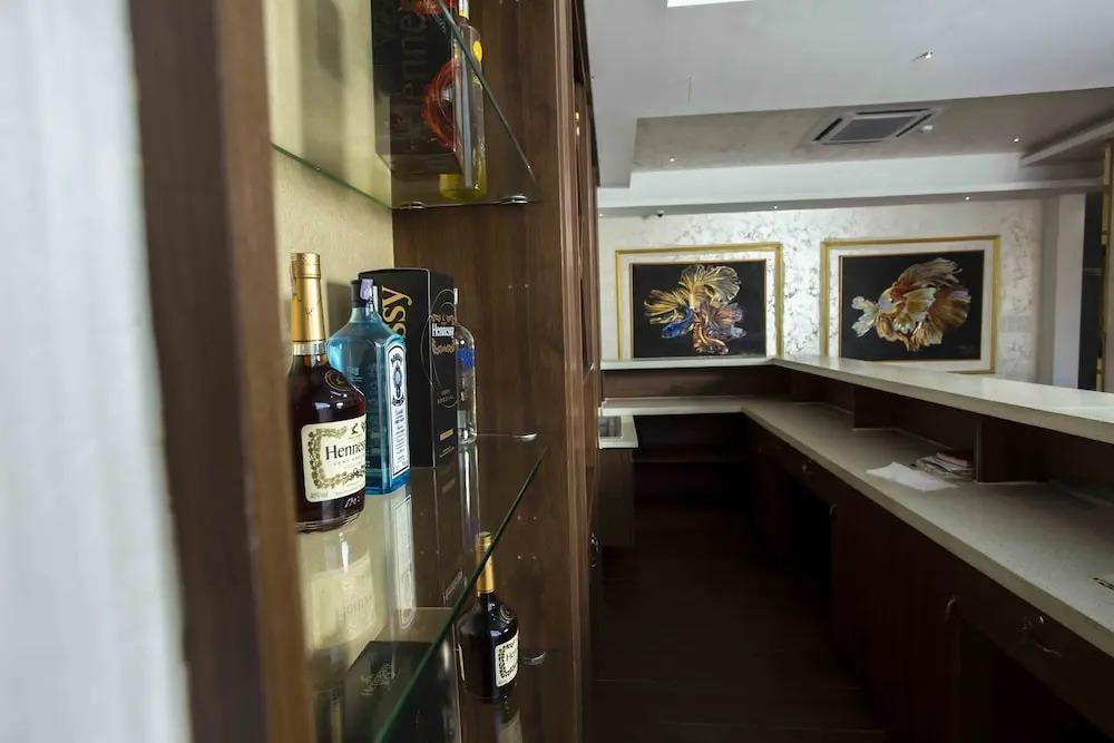 hotel image 10