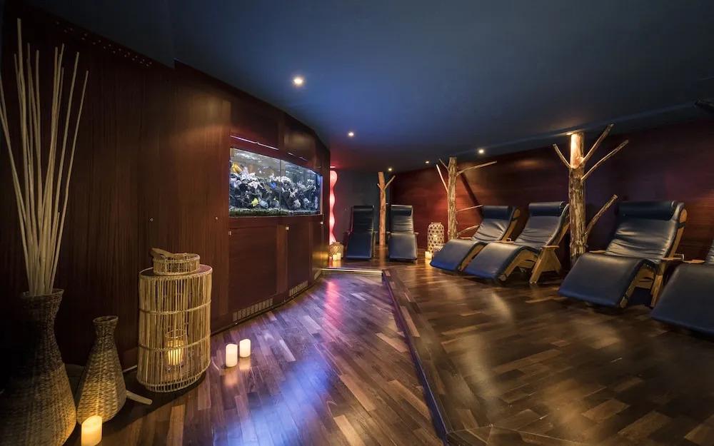 hotel image 11