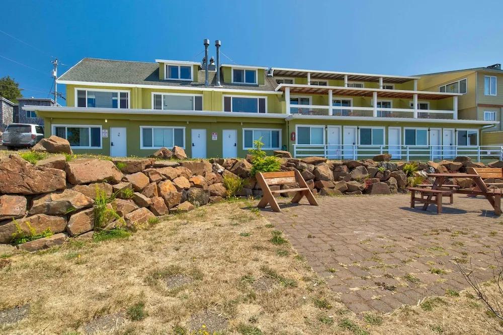 hotel image 12