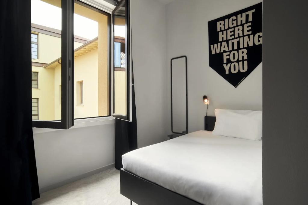 hotel image 32