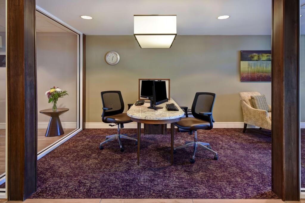 hotel image 13
