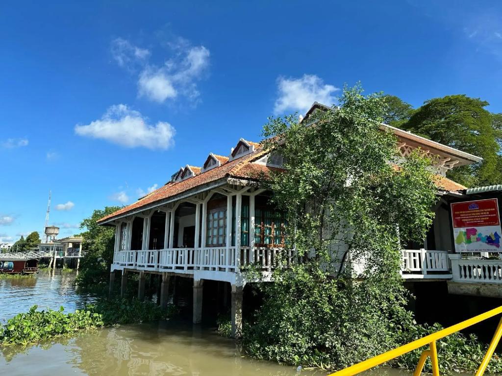 hotel image 10