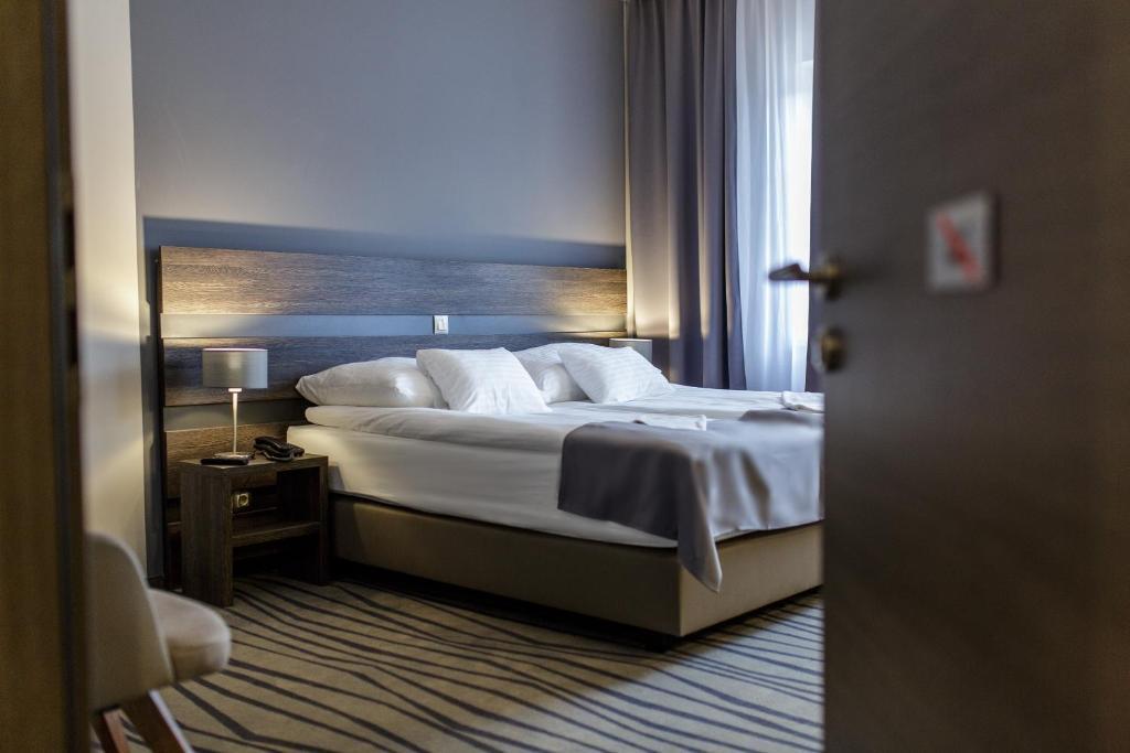 hotel image 16
