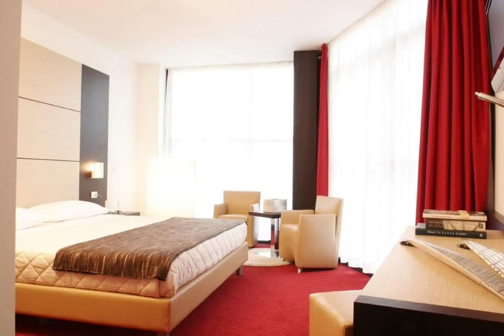 hotel image 18