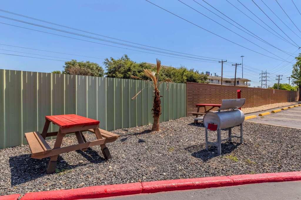 hotel image 9