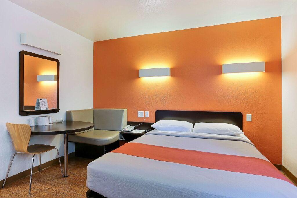 hotel image 8