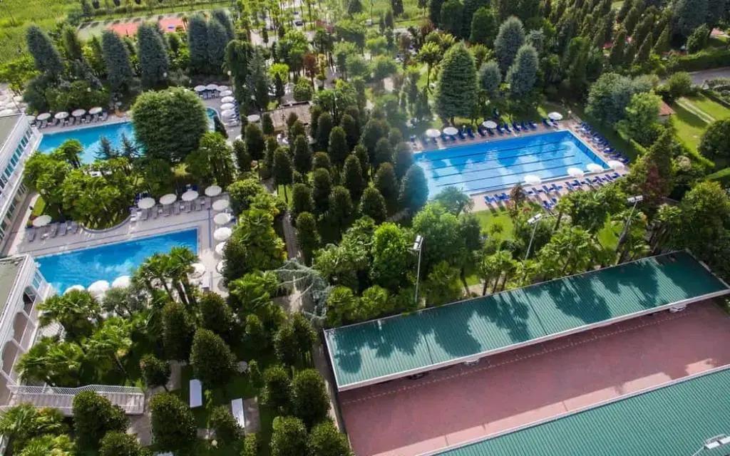 hotel image 10