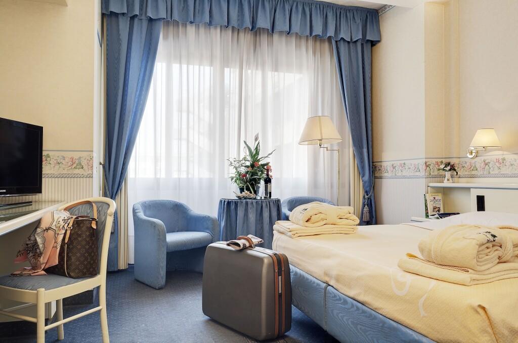 hotel image 16