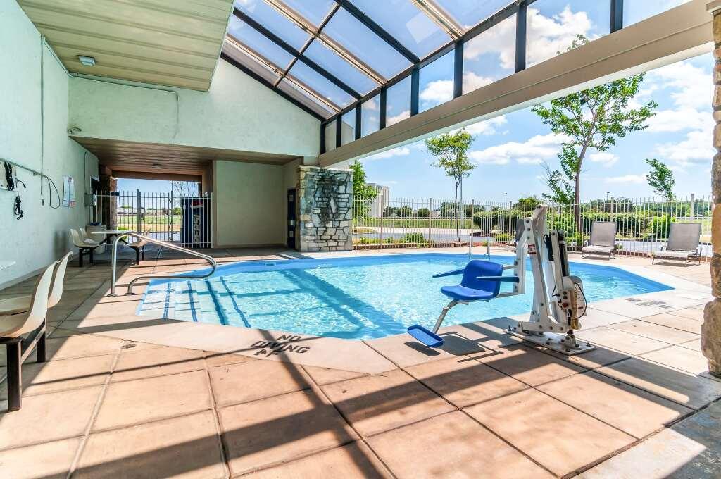 hotel image 10