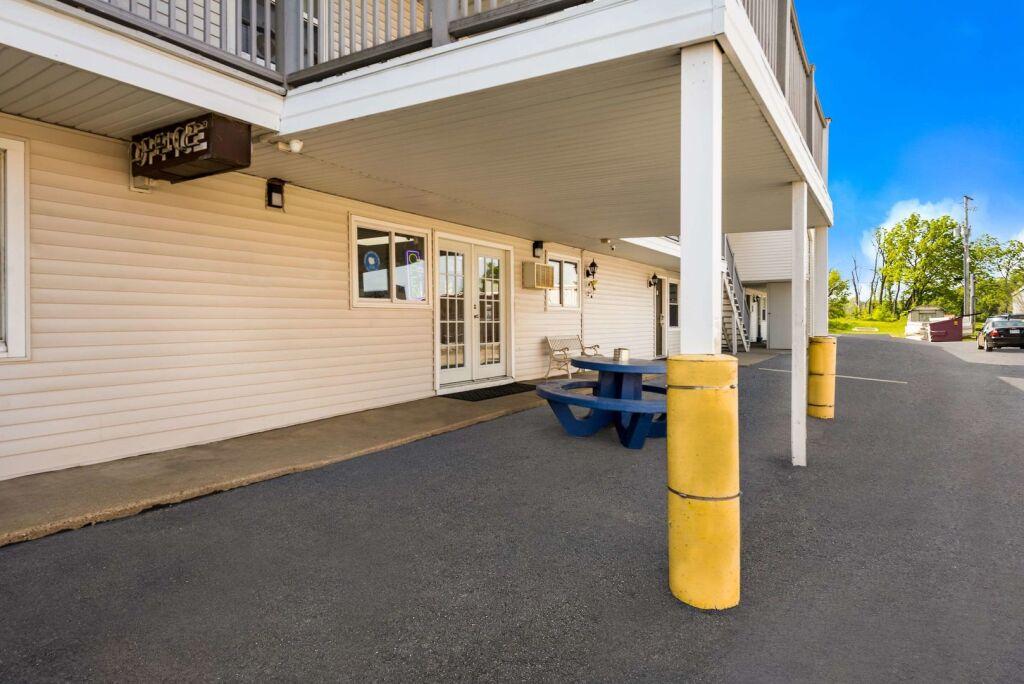 hotel image 10