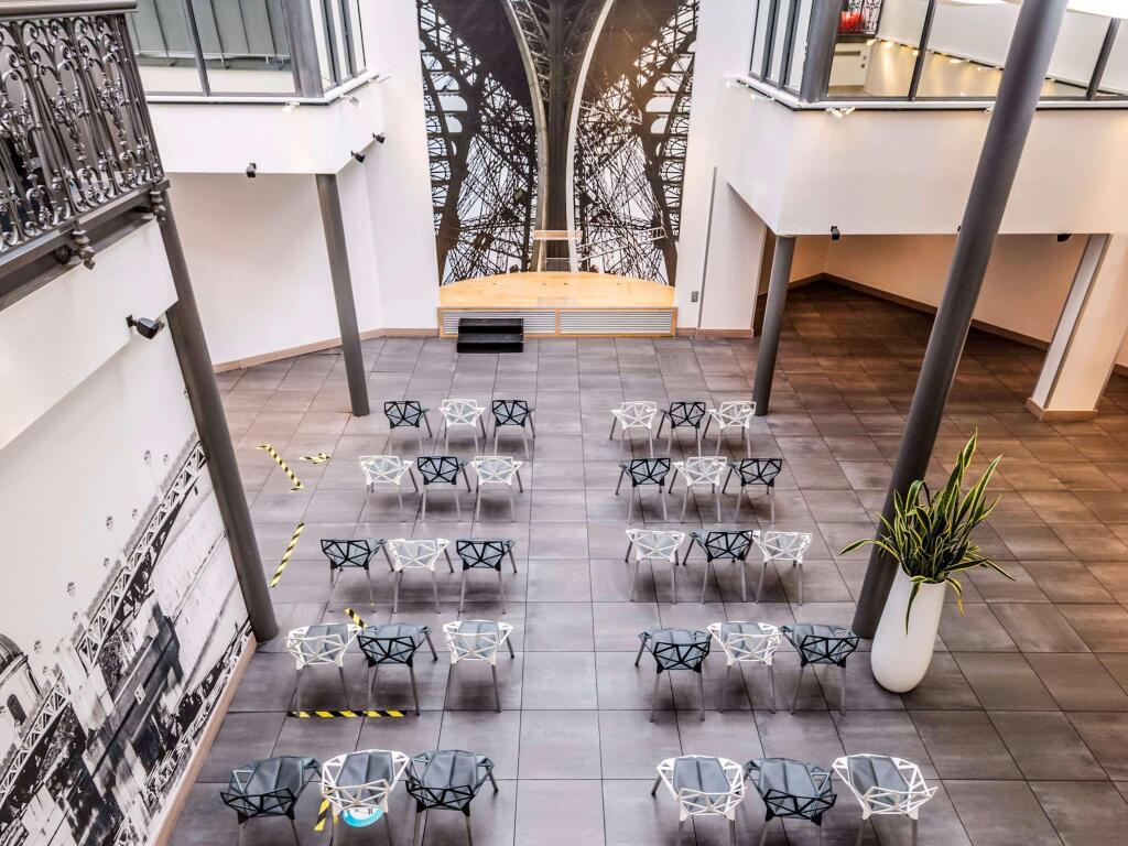 hotel image 12