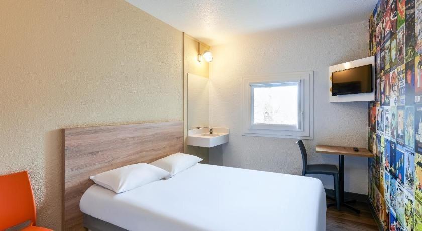 hotel image 12