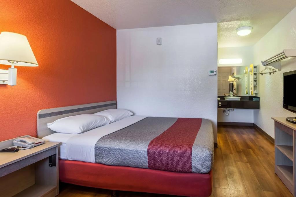 hotel image 10