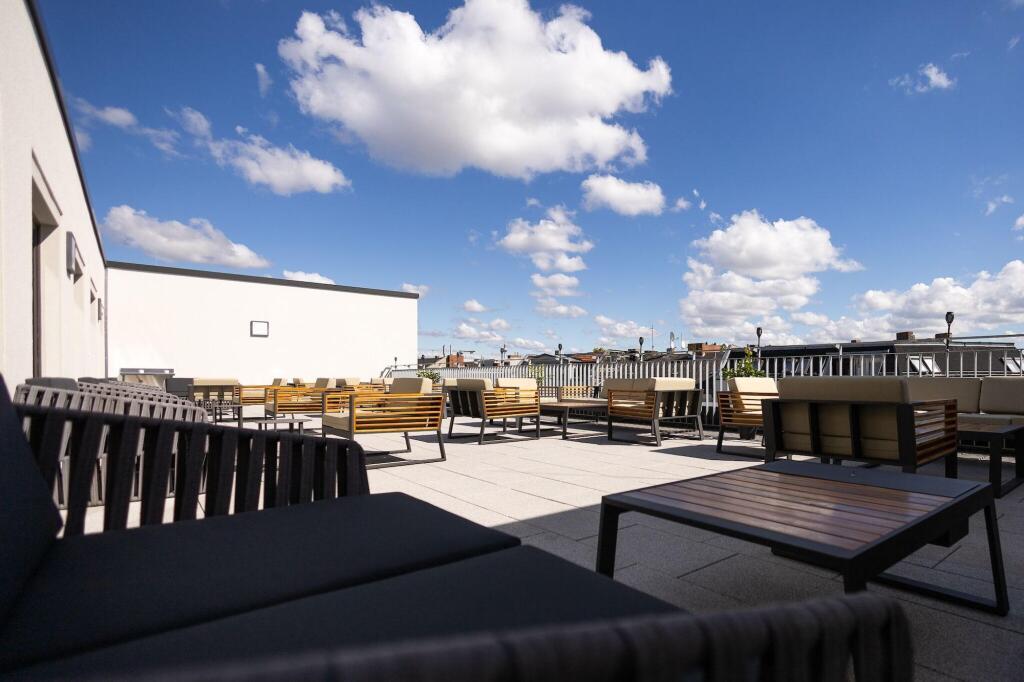 hotel image 10