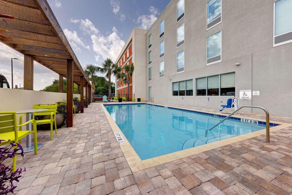 hotel image 16