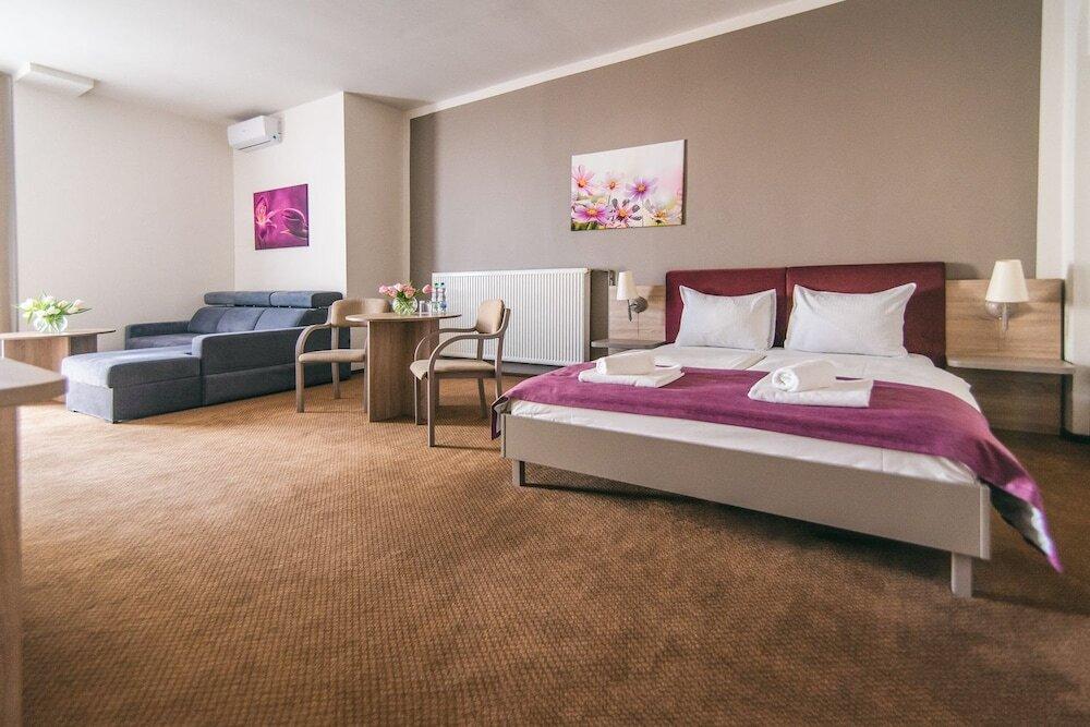 hotel image 11