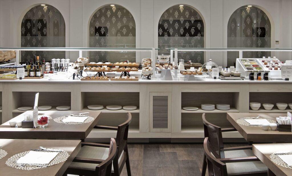 hotel image 13