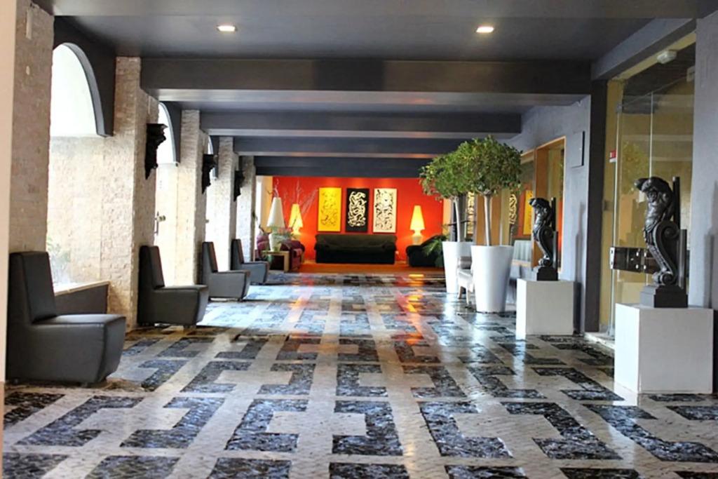 hotel image 10