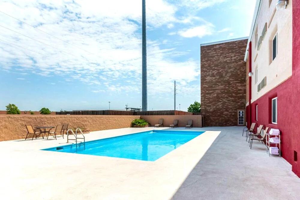 hotel image 9