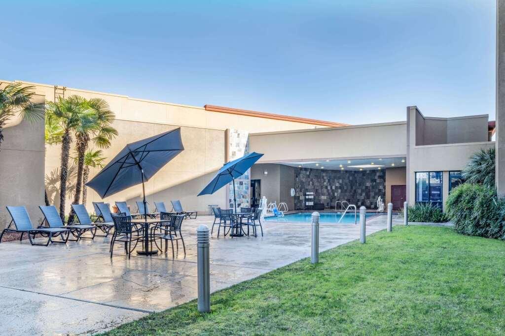 hotel image 12