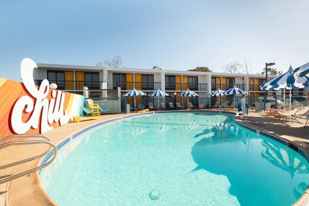 hotel image 16