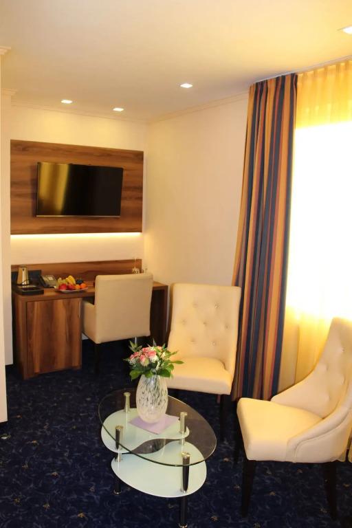 hotel image 11