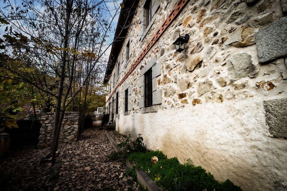 hotel image 10
