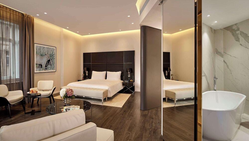 hotel image 39
