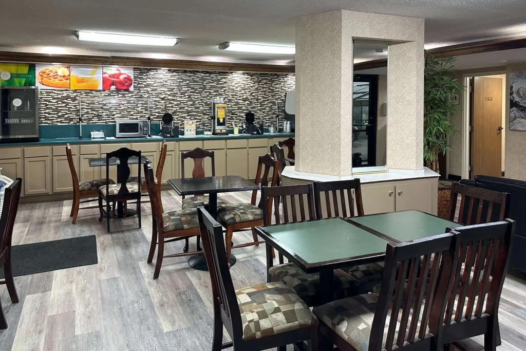 hotel image 13