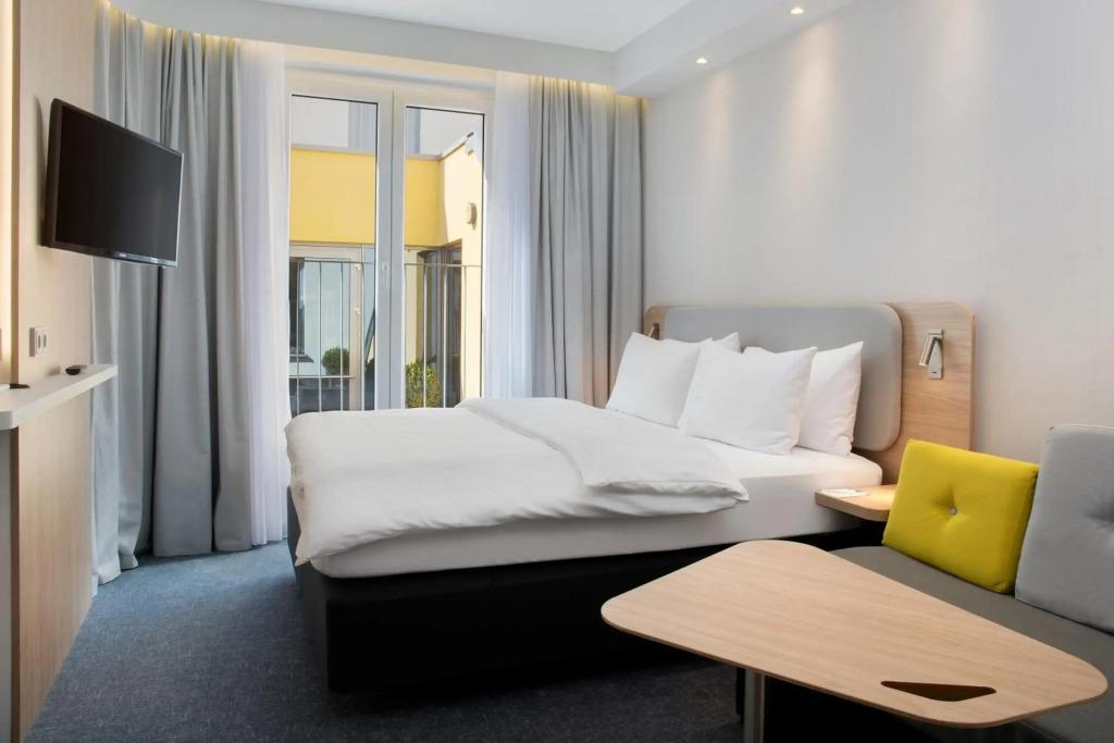 hotel image 10