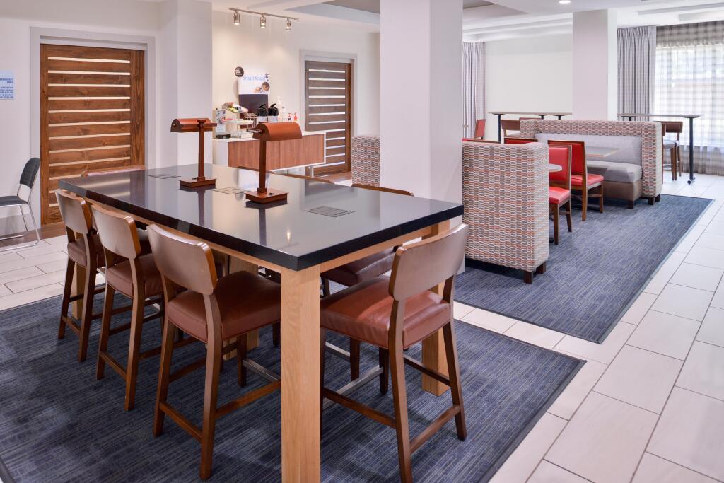 hotel image 16