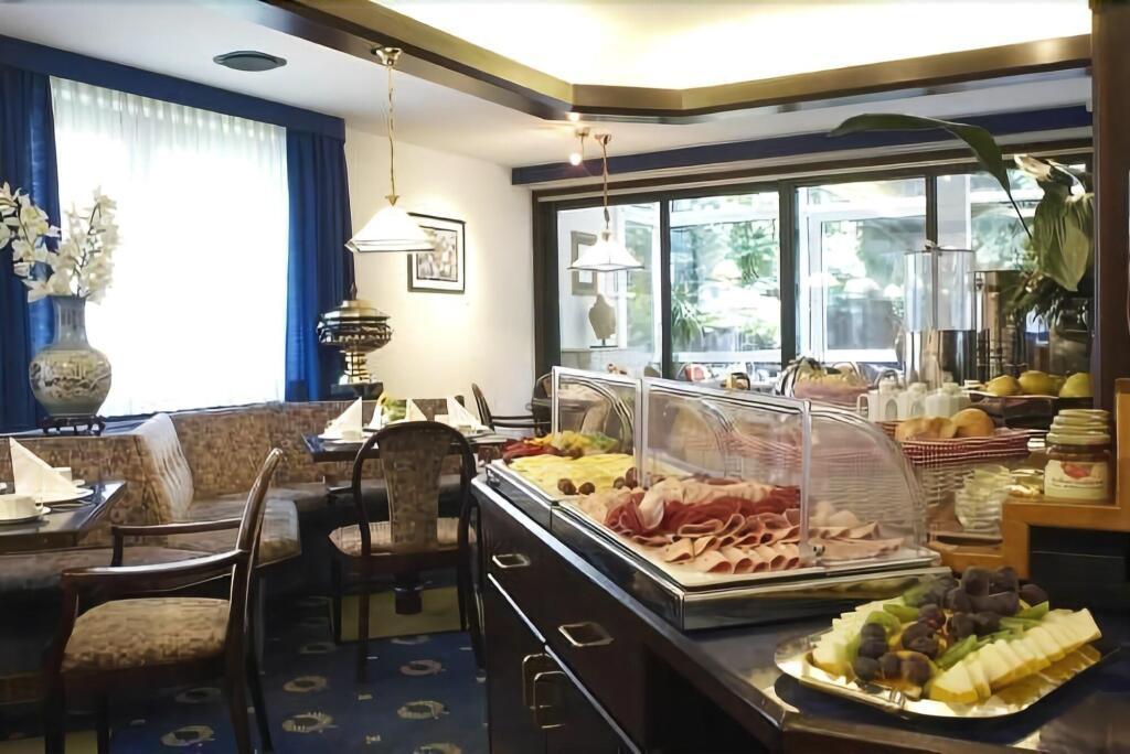 hotel image 39