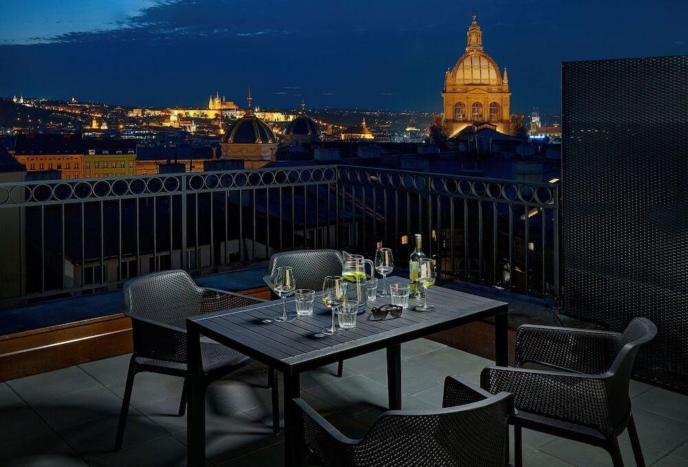 hotel image 10