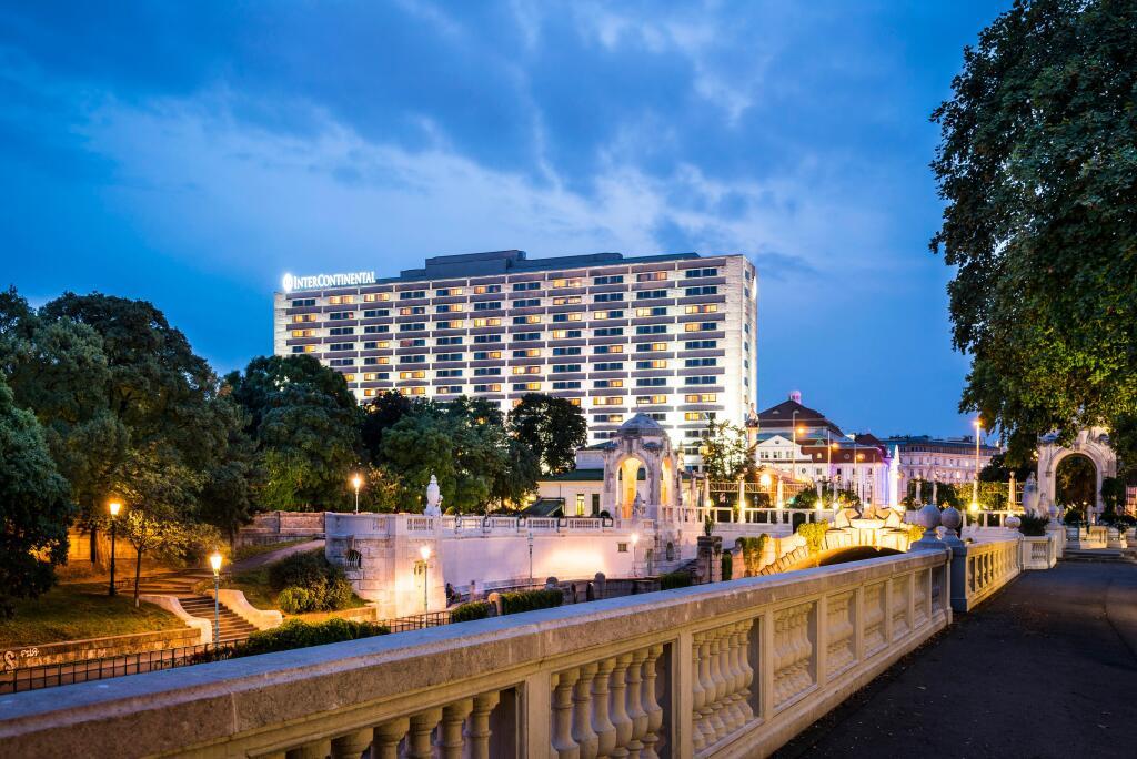 hotel image 40