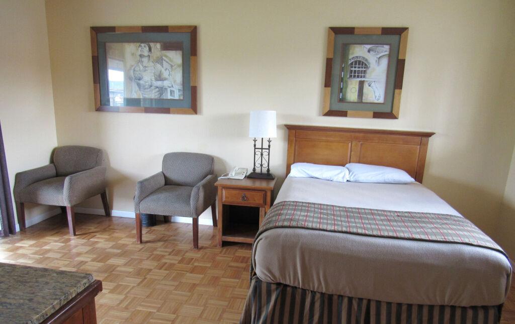 hotel image 13