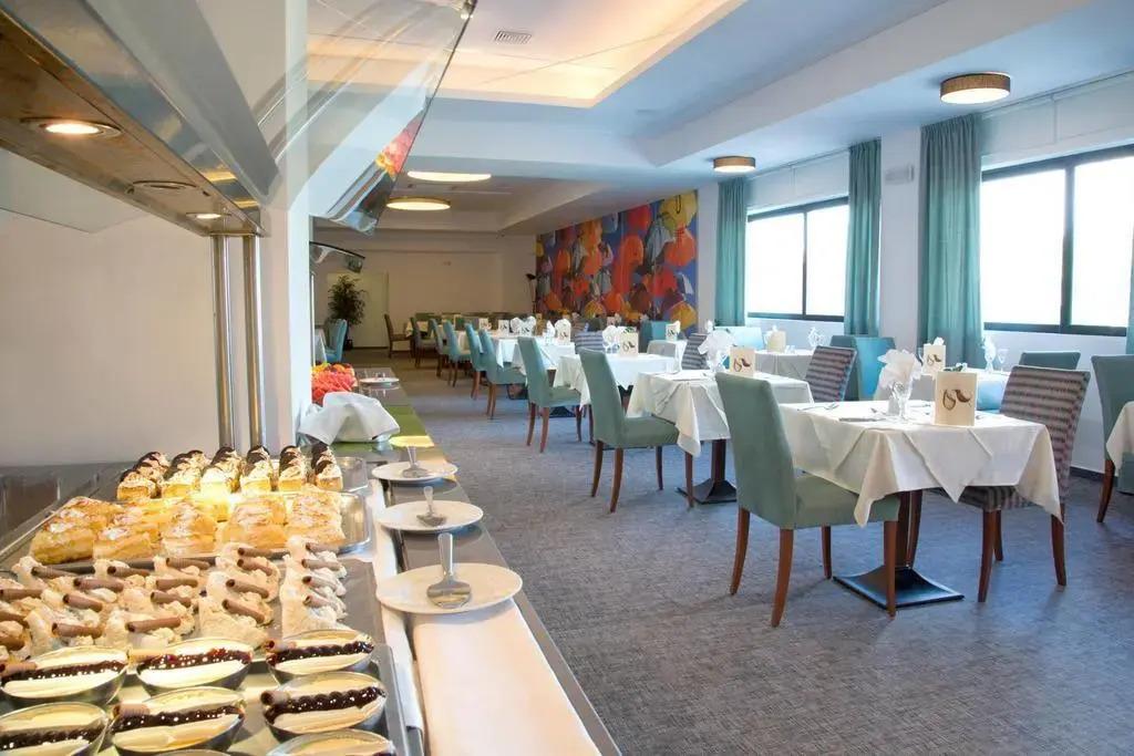 hotel image 16