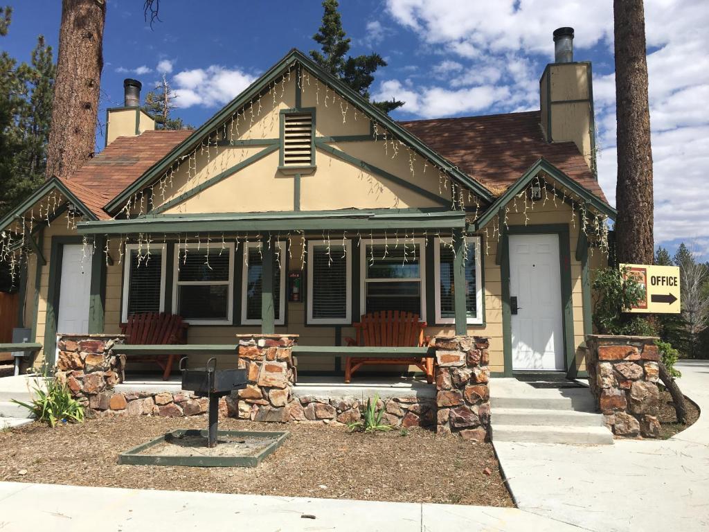 hotel image 10