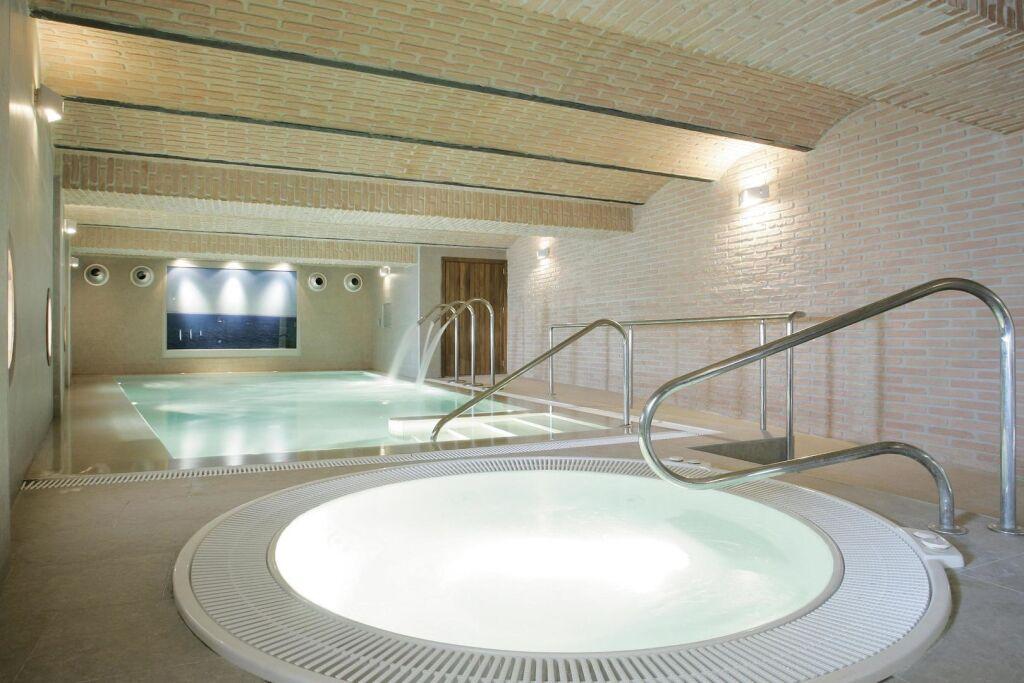 hotel image 36