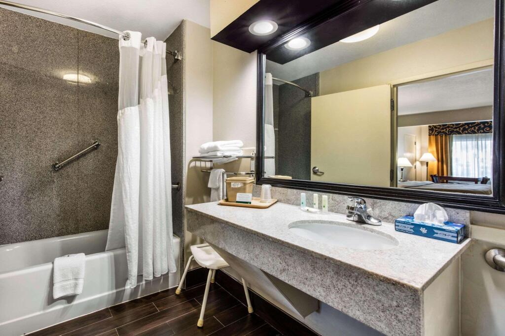 hotel image 16