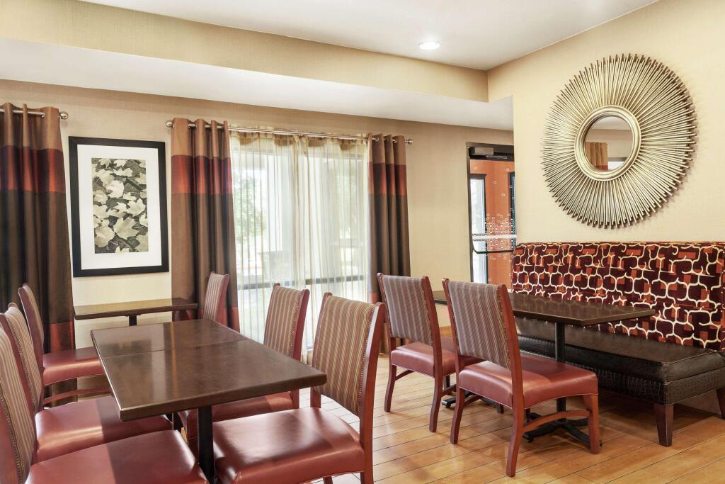 hotel image 10