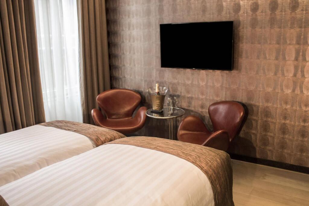 hotel image 12