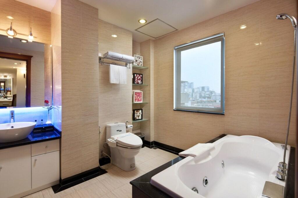 hotel image 16