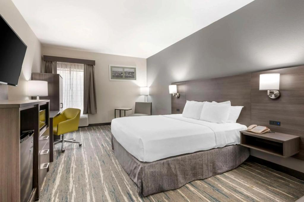 hotel image 16
